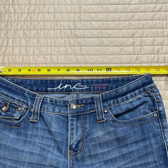 INC DENIM SIZE 10 Women's Blue REGULAR FIT BOOTLEG JEANS MARK ON BACK - Picture 6 of 10